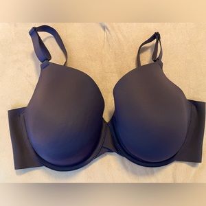 Cacique lightly lined full coverage bra SZ 38 DD
